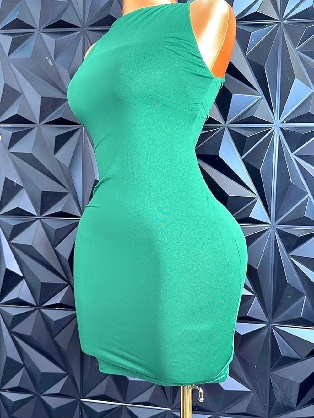 🔥👗Green Ruched Mini Dress Like New - Picture 7 of 12